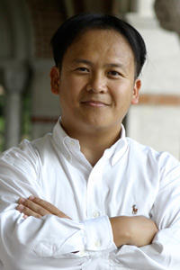 Portrait of Thomas Hong